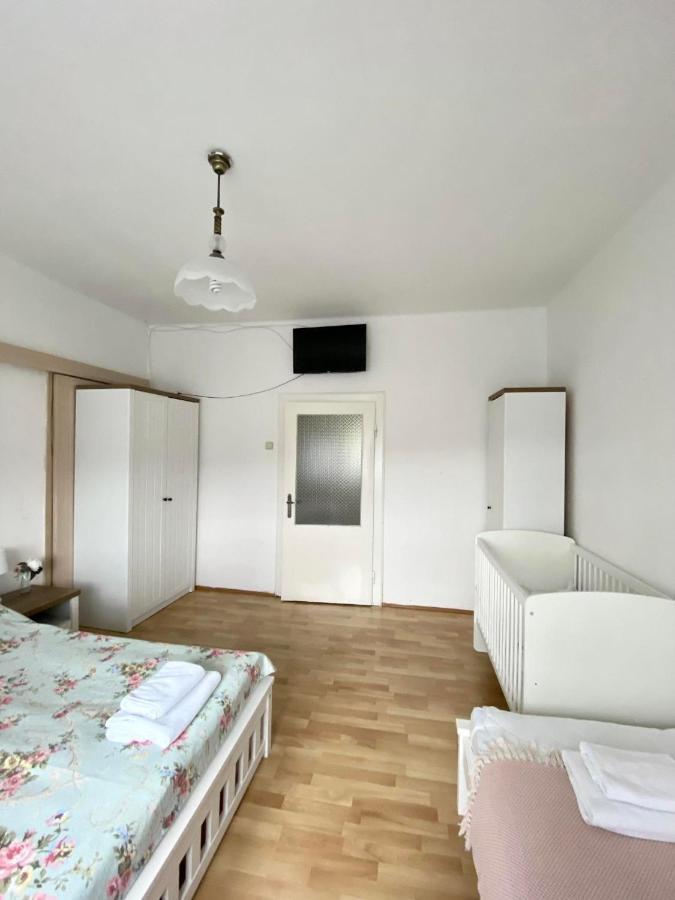 Apartman Marketa Apartment Bystrice  Exterior foto